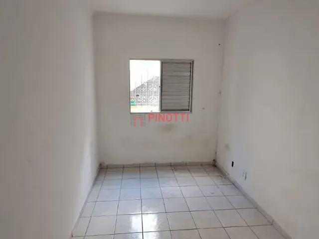 Casa 3 quartos e 2 banheiros, para alugar, no bairro Vila Damásio em São Bernardo do Campo