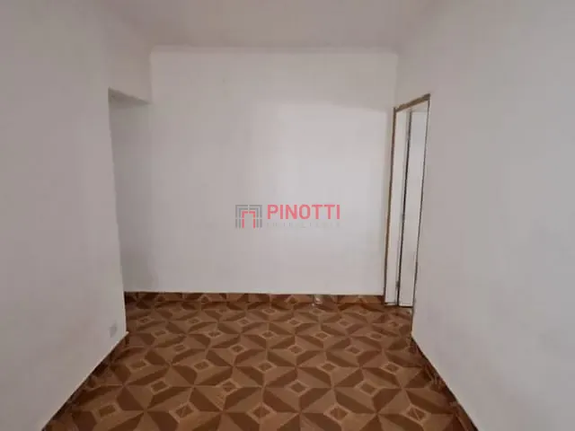 Casa 3 quartos e 2 banheiros, para alugar, no bairro Vila Damásio em São Bernardo do Campo