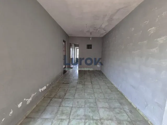 Casa com 360m² 2 quartos e 2 banheiros, à venda, no bairro Jardim America II em Valinhos