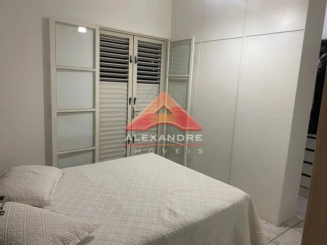 Casa com 150m² 3 quartos e 2 banheiros, à venda, no bairro Jardim América em São José Dos Campos