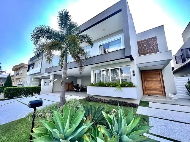 Casa com 450m² 4 quartos e 5 banheiros, à venda, no bairro Jardim do Golfe em São José dos Campos