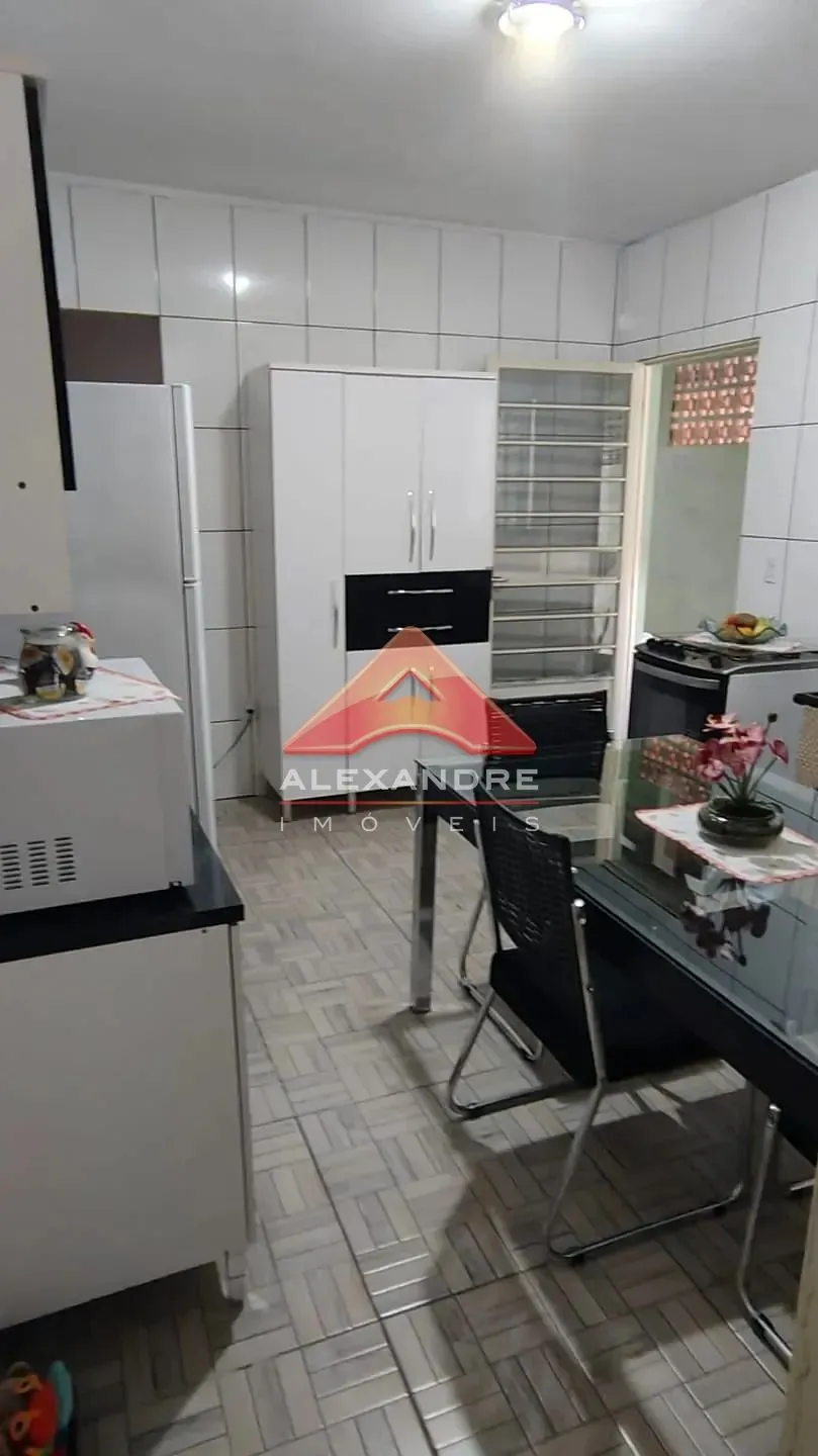 Casa, 2 quartos, 69 m² - Foto 1