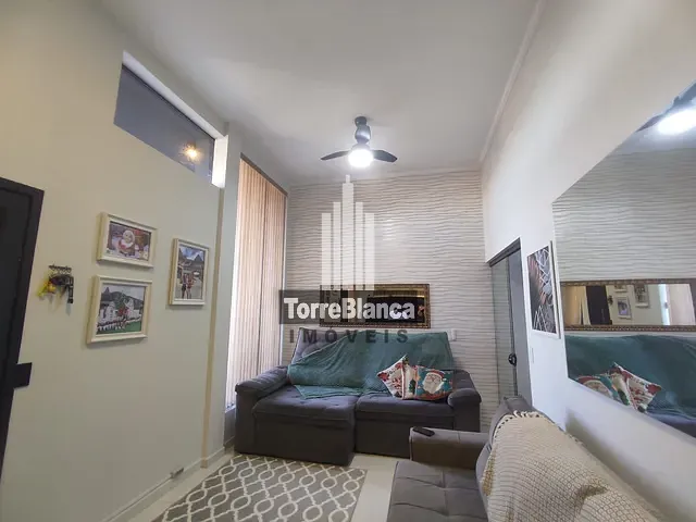 Casa com 128m² 2 quartos e 1 banheiro, à venda, no bairro Cará-cará em Ponta Grossa