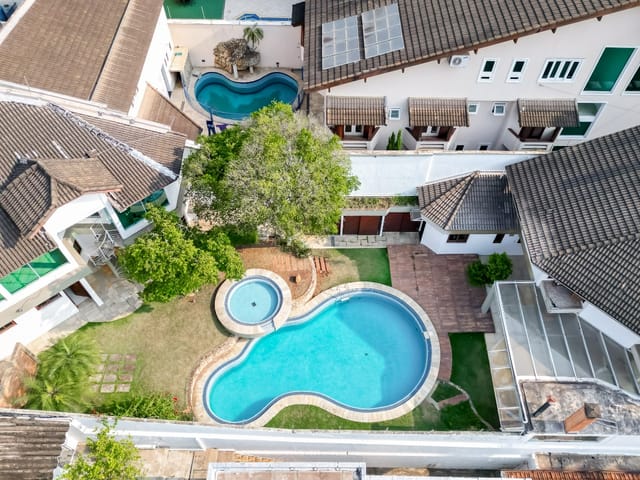 Casa com 750m² 4 quartos e 6 banheiros, à venda, no bairro Jardim Floresta em São Paulo