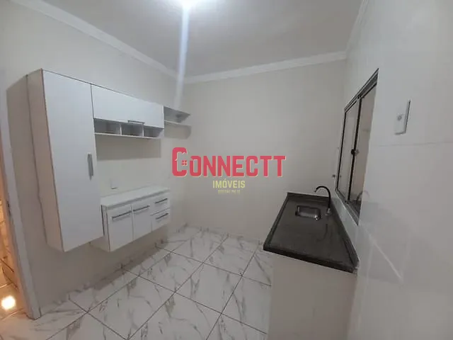 Casa 2 quartos e 2 banheiros, à venda, no bairro Planalto Verde em Ribeirão Preto