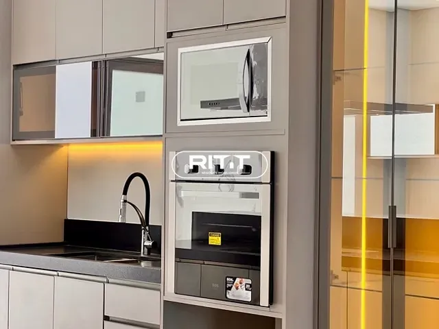 Casa com 300m² 3 quartos e 2 banheiros, à venda, no bairro Roncáglia em Valinhos