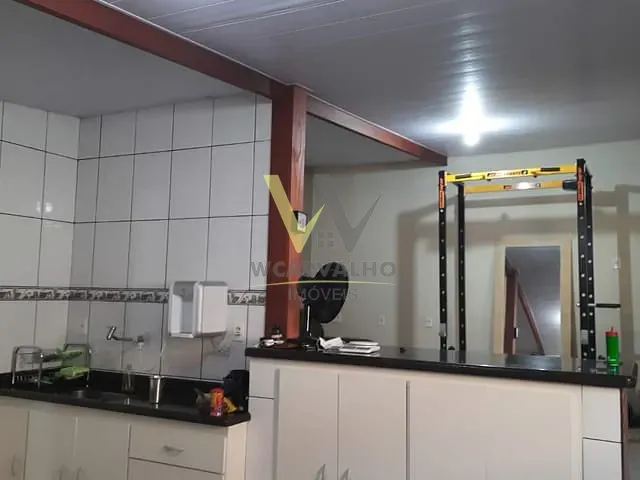 Casa com 400m² 3 quartos e 1 banheiro, à venda, no bairro Centro em Anápolis
