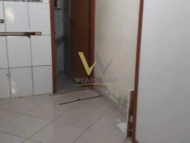 Casa com 400m² 3 quartos e 1 banheiro, à venda, no bairro Centro em Anápolis