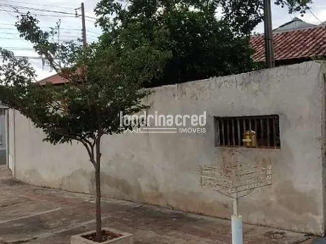 Casa com 350m² 3 quartos e 1 banheiro, à venda, no bairro Dom Pedro II em Londrina
