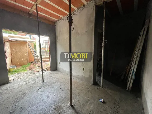 Casa com 269m² 3 quartos e 1 banheiro, à venda, no bairro Cadiz em Gravataí