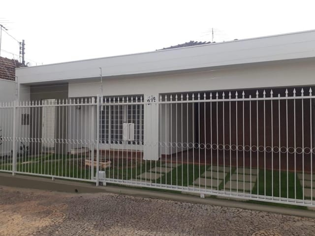 Foto do Casa - Casa com 5 dormitórios à venda, 174 m² por R$ 480.000,00 - Fabrício - Uberaba/MG | ZUCATO IMOBILIARIA LTDA