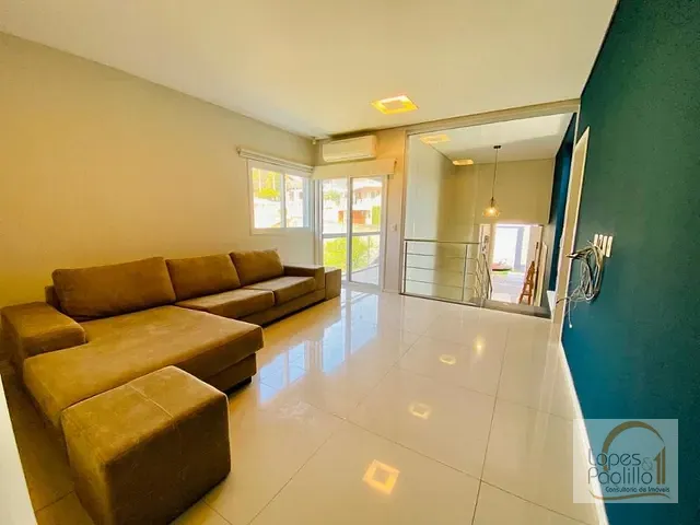 Casa com 520m² 3 quartos e 3 banheiros, para alugar, no bairro Jardim Siriema em Atibaia