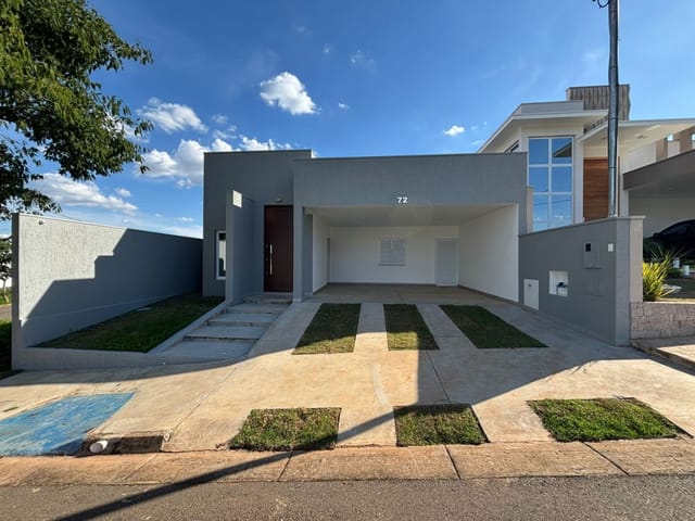 Foto do Casa - Casa com 3 dormitórios à venda, 167 m² por R$ 750.000,00 - Cidade Jardim - Alfenas/MG | H. DE PAIVA MAGALHAES & F.DE PAIVA MAGALHAES LTDA