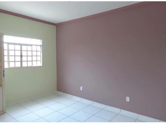Foto do Casa - Casa para Locação 2 Quartos, 1 Vaga, 10M², Antônia Cândida I, Uberaba - MG | ZUCATO IMOBILIARIA LTDA