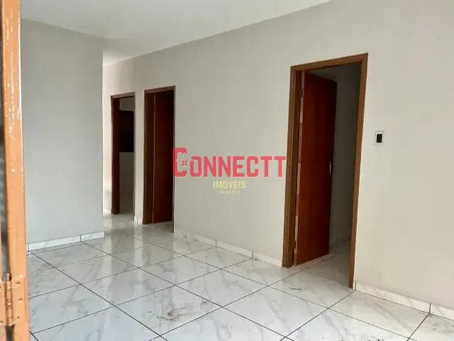 Casa com 200m² 4 quartos e 2 banheiros, à venda, no bairro Solar Boa Vista em Ribeirão Preto