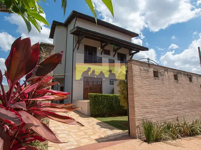 Casa com 480m² 4 quartos e 5 banheiros, à venda, no bairro Loteamento Caminhos de São Conrado (Sousas) em Campinas