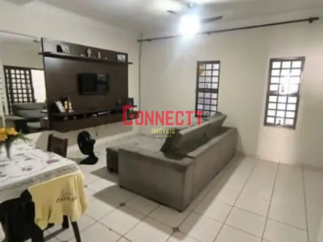 Casa com 160m² 2 quartos e 3 banheiros, à venda, no bairro Parque dos Pinus em Ribeirão Preto