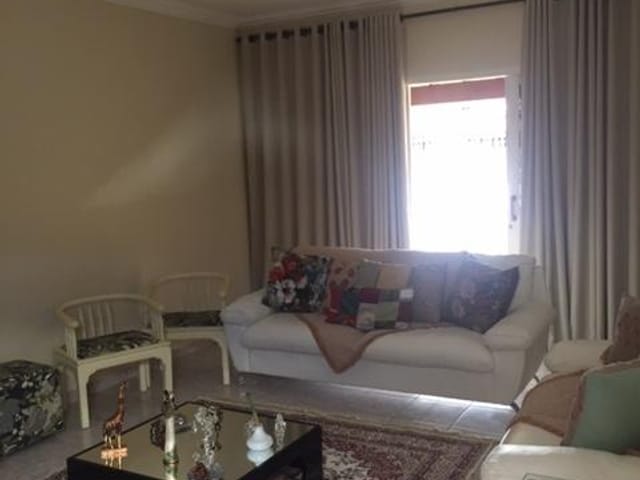 Foto do Casa - Casa à venda 3 Quartos, 1 Suite, 200M², Conjunto Manoel Mendes, Uberaba - MG | ZUCATO IMOBILIARIA LTDA
