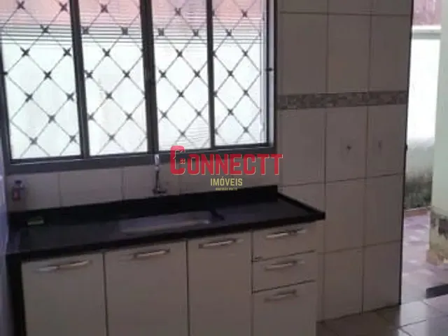Casa com 127m² 2 quartos e 1 banheiro, à venda, no bairro Vila Albertina em Ribeirão Preto