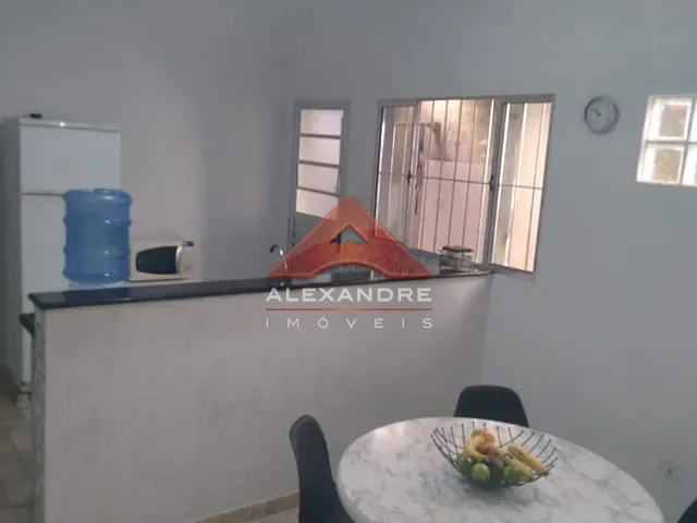 Casa com 152m² 4 quartos e 2 banheiros, à venda, no bairro Jardim Altos de Santana em São José dos Campos