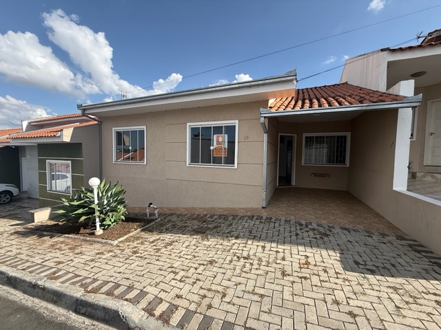 Locação - Casa Semimobiliada, 2 quartos, 2 vagas, Cozinha planejada, Condomínio Grand Garden, Órfãs.