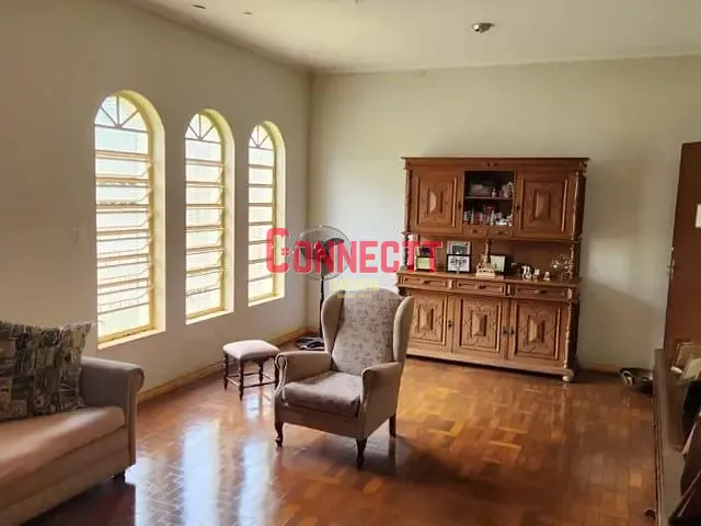 Casa com 286m² 3 quartos e 2 banheiros, à venda, no bairro Jardim São Luiz em Ribeirão Preto