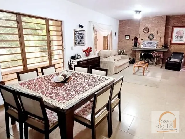 Casa com 7000m² 4 quartos e 3 banheiros, para alugar, no bairro Jardim das Cerejeiras em Atibaia