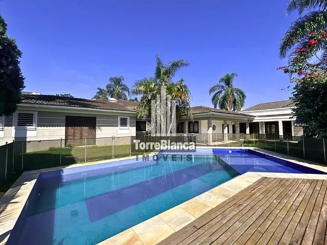 Casa com 760m² 4 quartos e 8 banheiros, à venda ou para alugar, no bairro Jardim Carvalho em Ponta Grossa