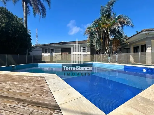 Casa com 760m² 4 quartos e 8 banheiros, à venda ou para alugar, no bairro Jardim Carvalho em Ponta Grossa