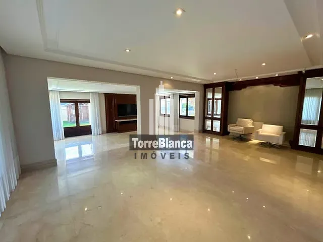 Casa com 760m² 4 quartos e 8 banheiros, à venda ou para alugar, no bairro Jardim Carvalho em Ponta Grossa