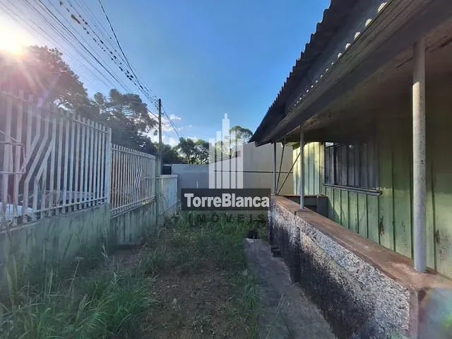 Casa com 420m² 2 quartos e 1 banheiro, à venda, no bairro Uvaranas em Ponta Grossa