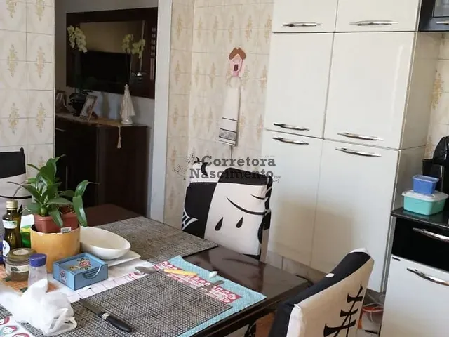 Casa com 250m² 2 quartos e 1 banheiro, à venda, no bairro Cidade Jardim em Jacareí