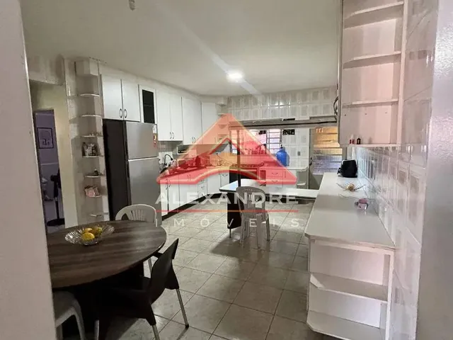 Casa com 317m² 4 quartos e 2 banheiros, à venda, no bairro Jardim Nova Michigan II em São José Dos Campos