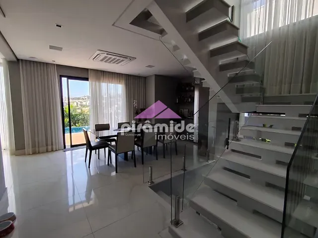 Casa com 451m² 6 quartos e 6 banheiros, à venda, no bairro Urbanova em São José dos Campos