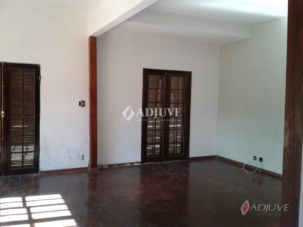 Casa à venda com 3 quartos, 200m² - Foto 10