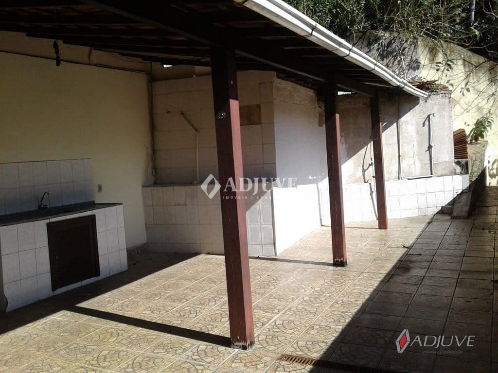 Casa à venda com 3 quartos, 200m² - Foto 20
