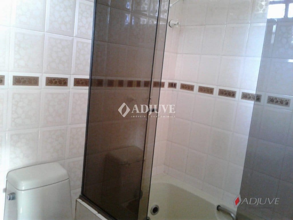 Casa à venda com 3 quartos, 200m² - Foto 15