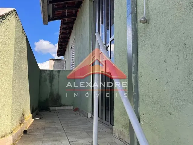 Casa com 10m² 4 quartos e 3 banheiros, à venda, no bairro Parque Novo Horizonte em São José Dos Campos