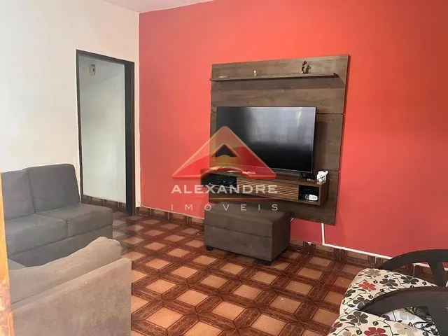 Casa com 10m² 4 quartos e 3 banheiros, à venda, no bairro Parque Novo Horizonte em São José Dos Campos