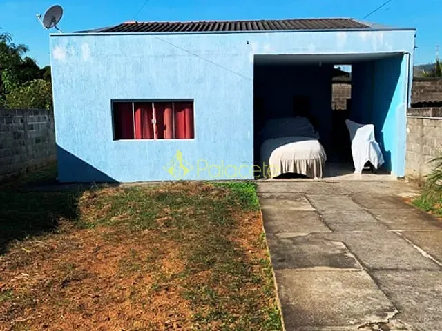 Casa com 300m² 2 quartos e 2 banheiros, à venda, no bairro Cidade Nova em Pindamonhangaba