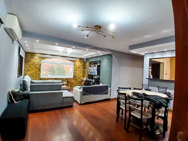 Casa com 370m² 4 quartos e 5 banheiros, à venda, no bairro Cidade Dutra em São Paulo