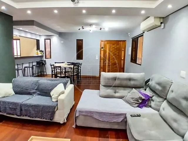 Casa com 370m² 4 quartos e 5 banheiros, à venda, no bairro Cidade Dutra em São Paulo