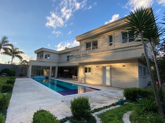 Casa com 2198m² 6 quartos e 9 banheiros, à venda, no bairro Residencial Tamboré em Barueri