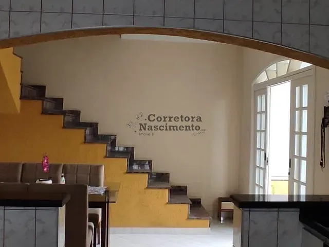 Casa com 315m² 3 quartos e 2 banheiros, à venda, no bairro Jardim Maria Amélia em Jacareí