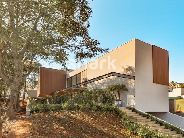 Casa com 544m² 4 quartos e 5 banheiros, à venda ou para alugar, no bairro Tamboré em Santana de Parnaíba