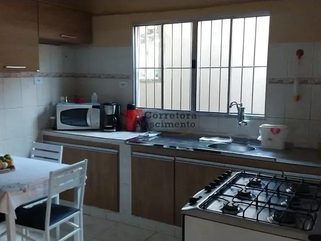 Casa com 250m² 2 quartos e 2 banheiros, à venda, no bairro Jardim São Gabriel em Jacareí