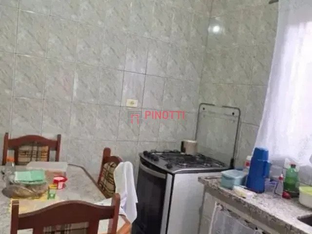 Casa 1 quarto e 1 banheiro, à venda, no bairro Ferrazópolis em São Bernardo do Campo