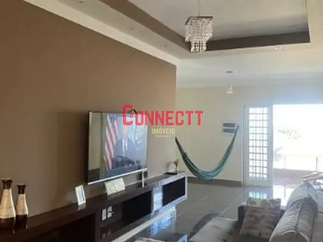 Casa com 190m² 4 quartos e 4 banheiros, à venda, no bairro Jardim Cristo Redentor em Ribeirão Preto