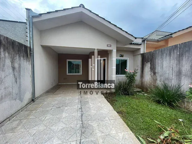 Casa 2 quartos e 2 banheiros, à venda, no bairro Uvaranas em Ponta Grossa