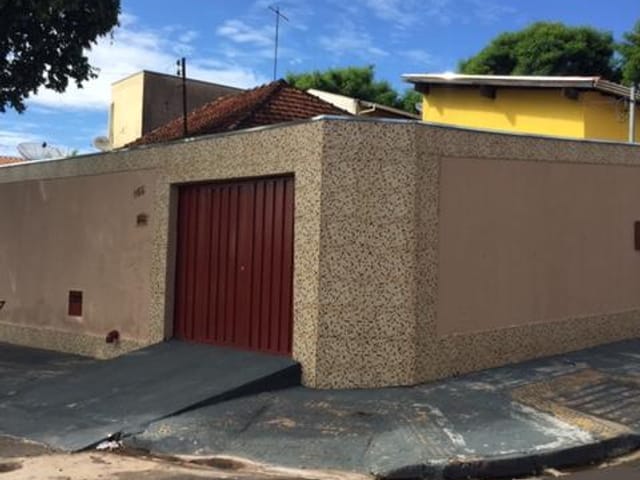 Foto do Casa - Casa de esquina | ZUCATO IMOBILIARIA LTDA